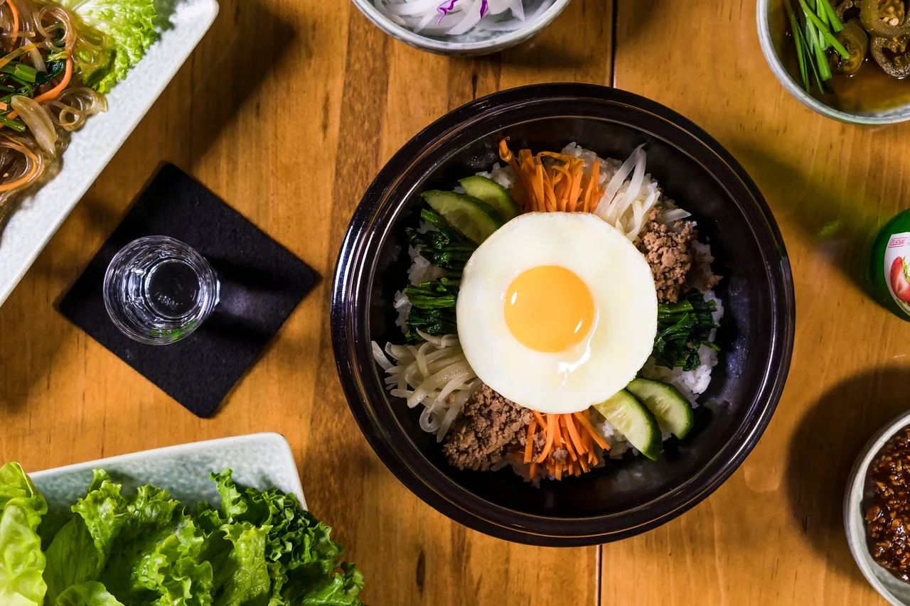Reading a Korean menu of dishes