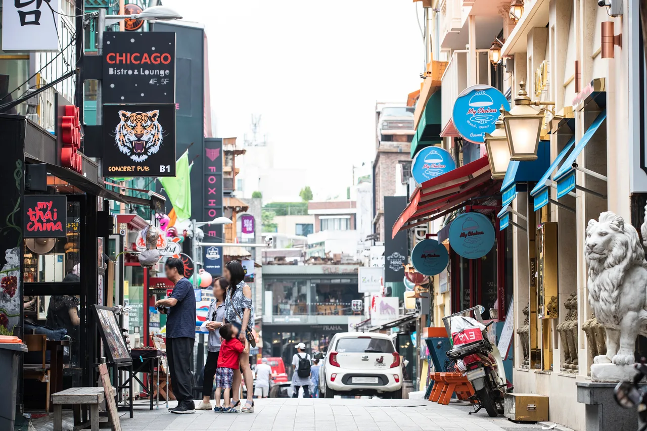 Itaewon street in Seoul at night