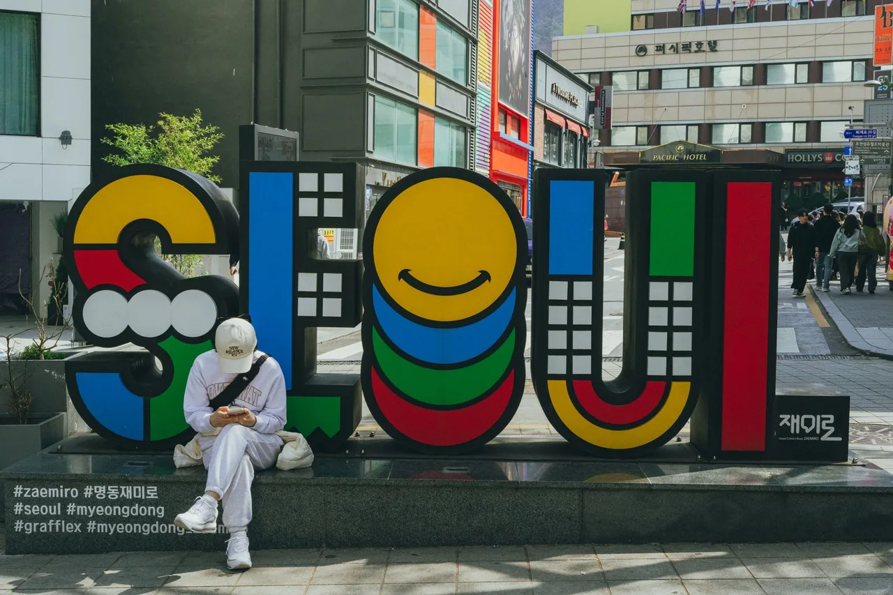 When to visit Myeongdong's street food stalls